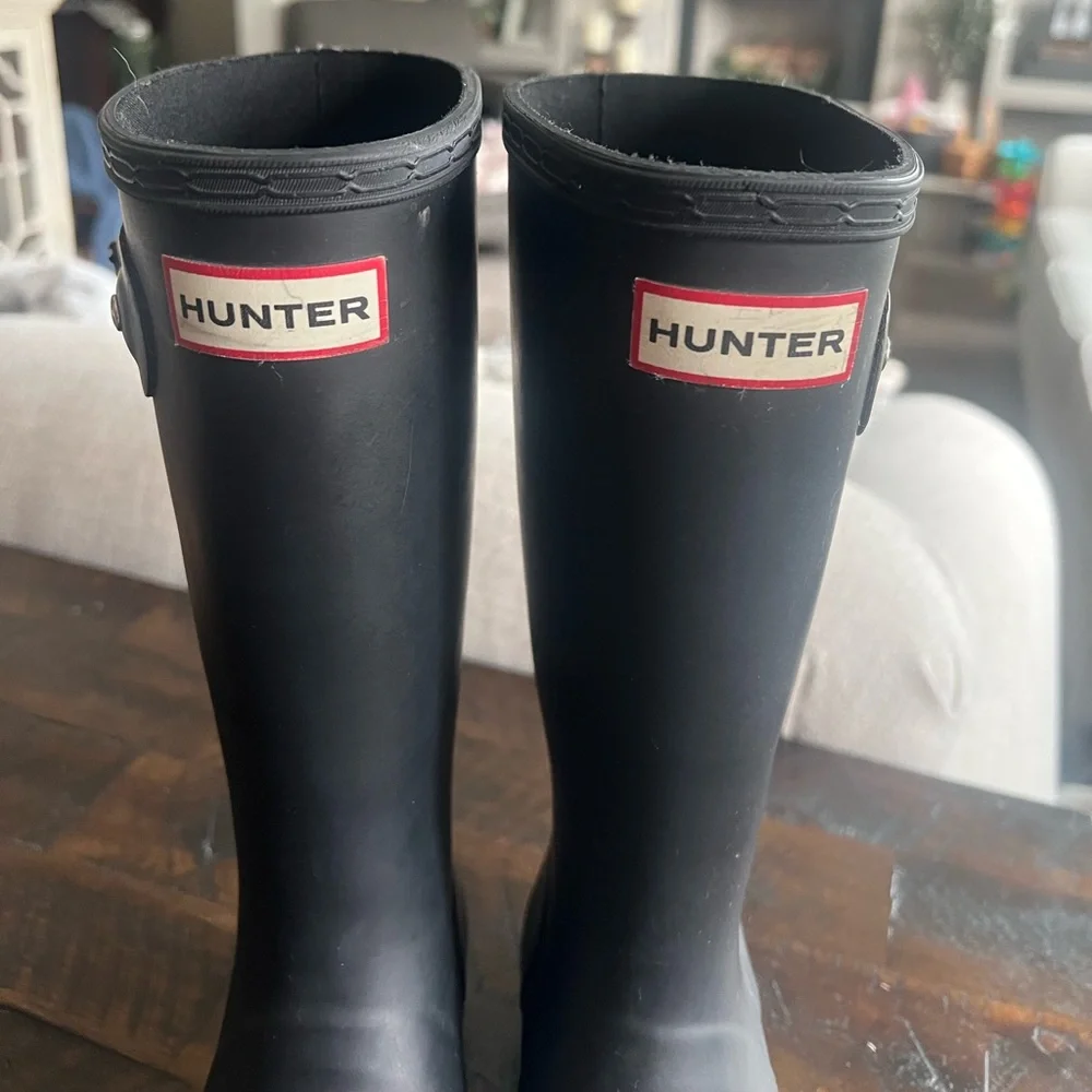 Hunter Kids Black Rain Boots with Red Logo